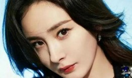 娱乐圈吃瓜笑死的女明星,盘点那些让人捧腹的女明星吃瓜瞬间